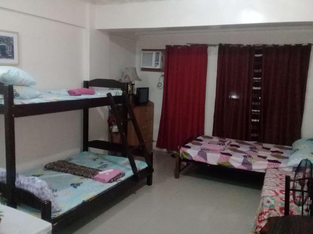 Ekonumi Rooms At Moonwalk Paranaque Paranaque City Eksteriør bilde