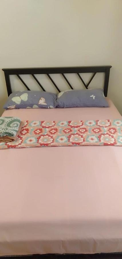 Ekonumi Rooms At Moonwalk Paranaque Paranaque City Eksteriør bilde