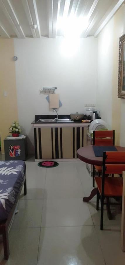 Ekonumi Rooms At Moonwalk Paranaque Paranaque City Eksteriør bilde