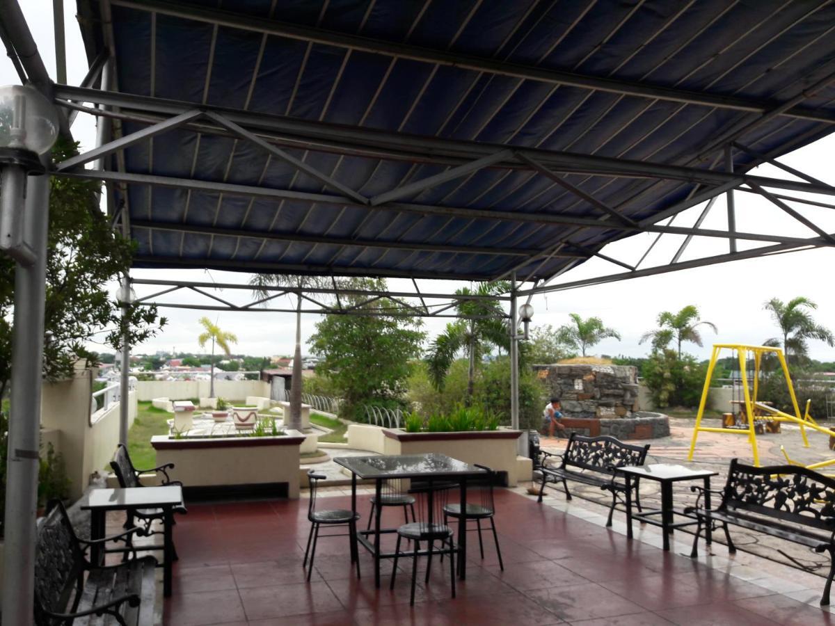 Ekonumi Rooms At Moonwalk Paranaque Paranaque City Eksteriør bilde
