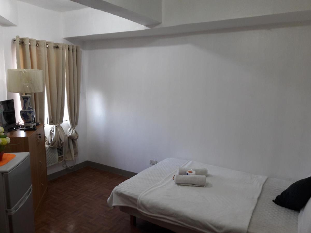 Ekonumi Rooms At Moonwalk Paranaque Paranaque City Eksteriør bilde